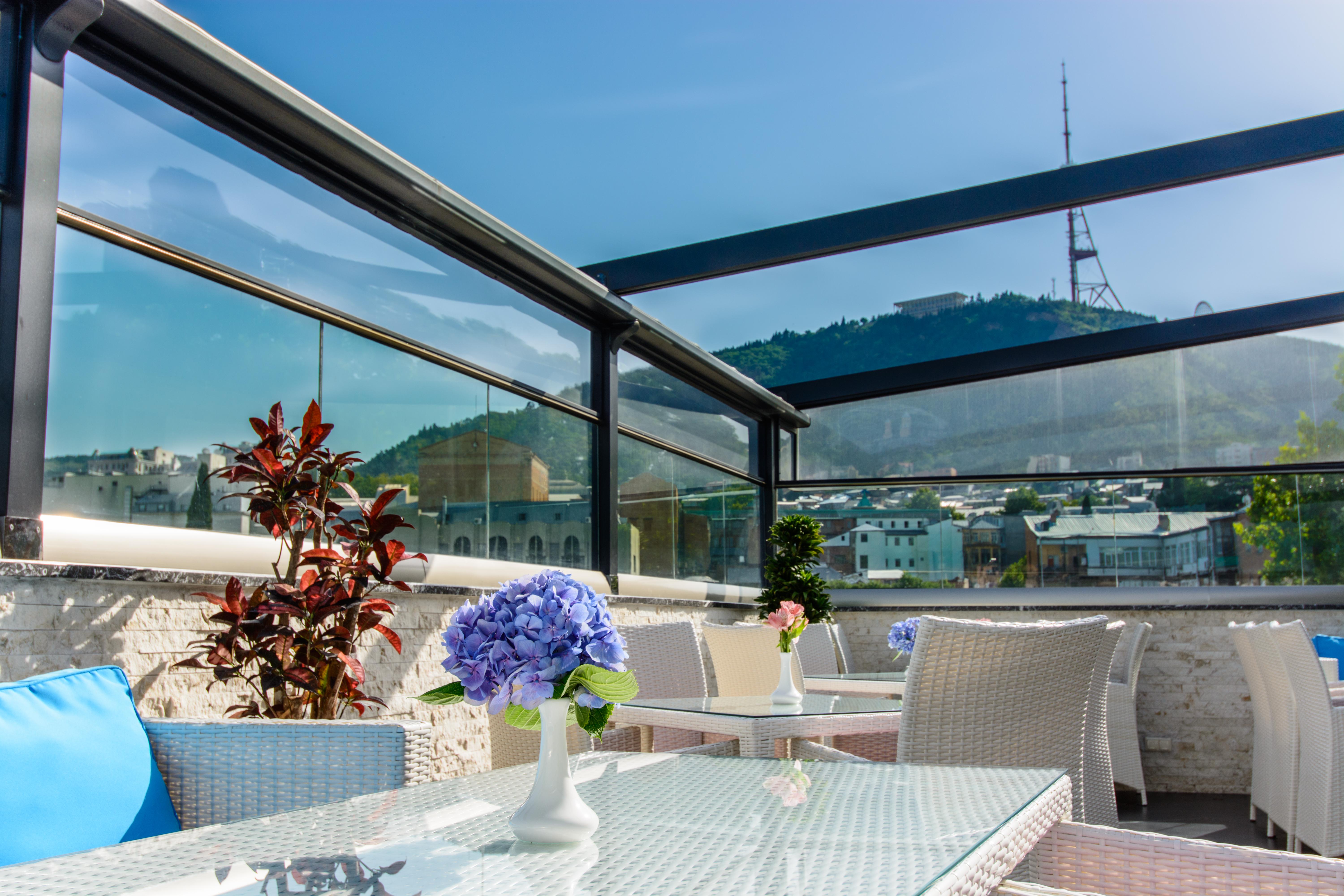 River Side Hotel Tbilisi Exterior photo The Sky Bar