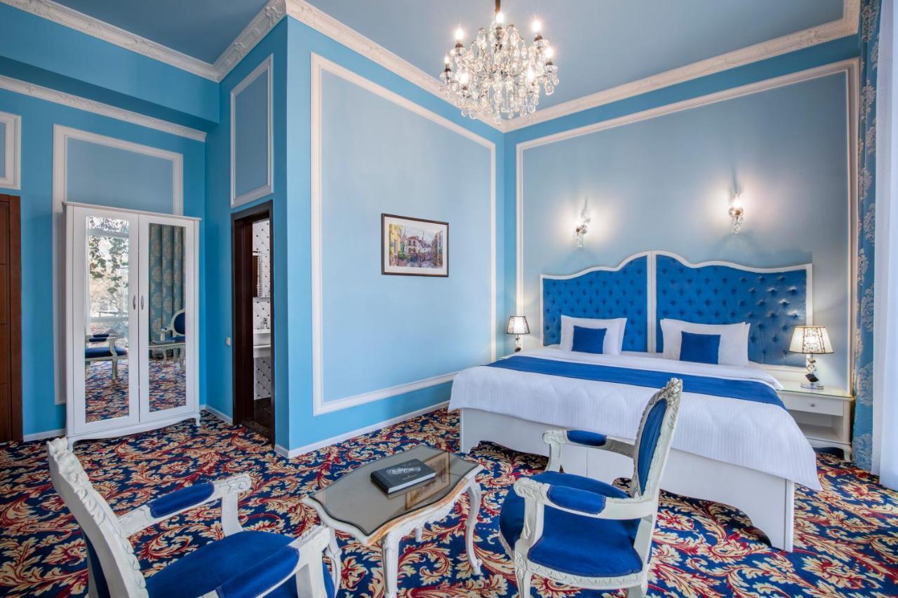River Side Hotel Tbilisi Exterior photo Deluxe Room