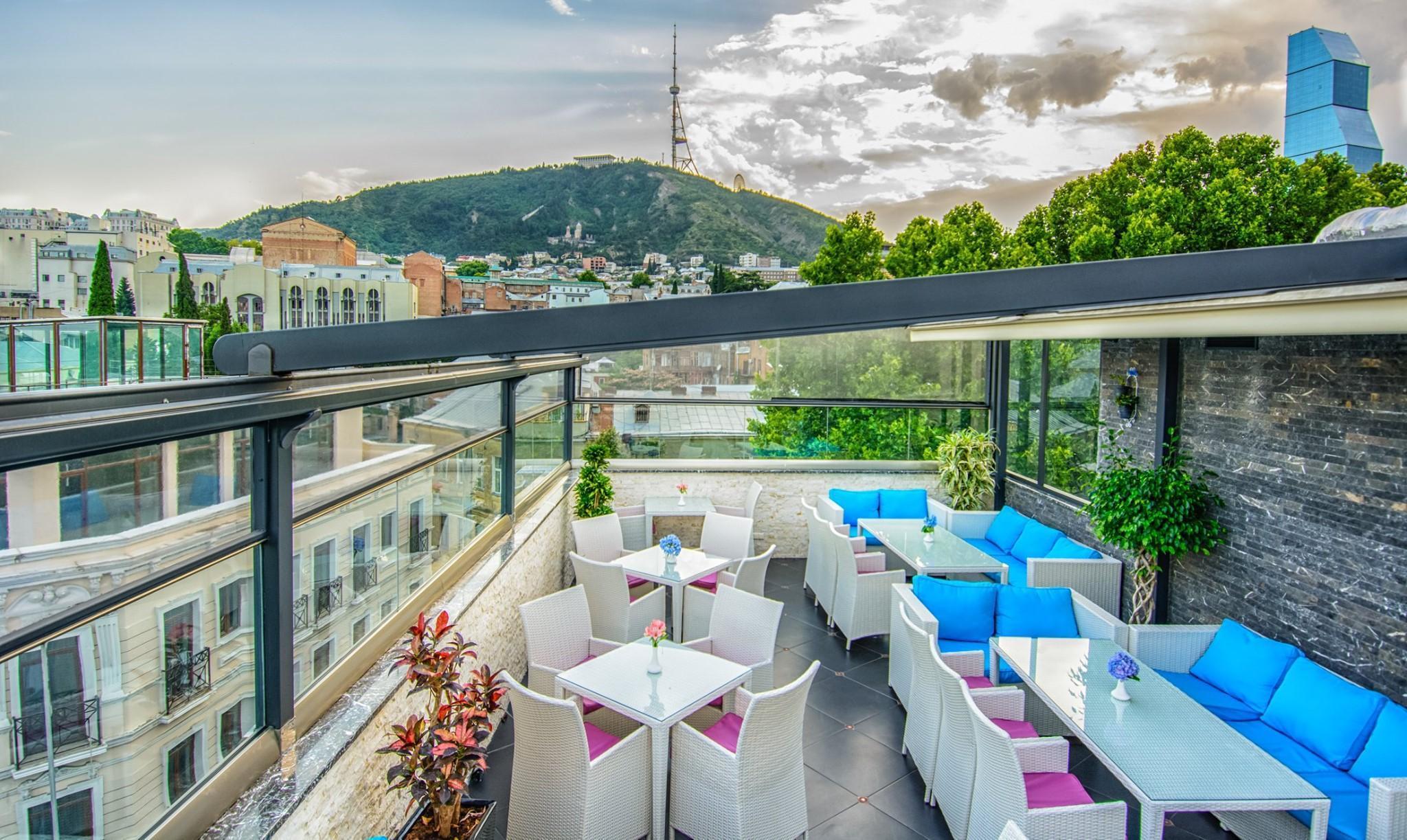 River Side Hotel Tbilisi Exterior photo Sky Bar