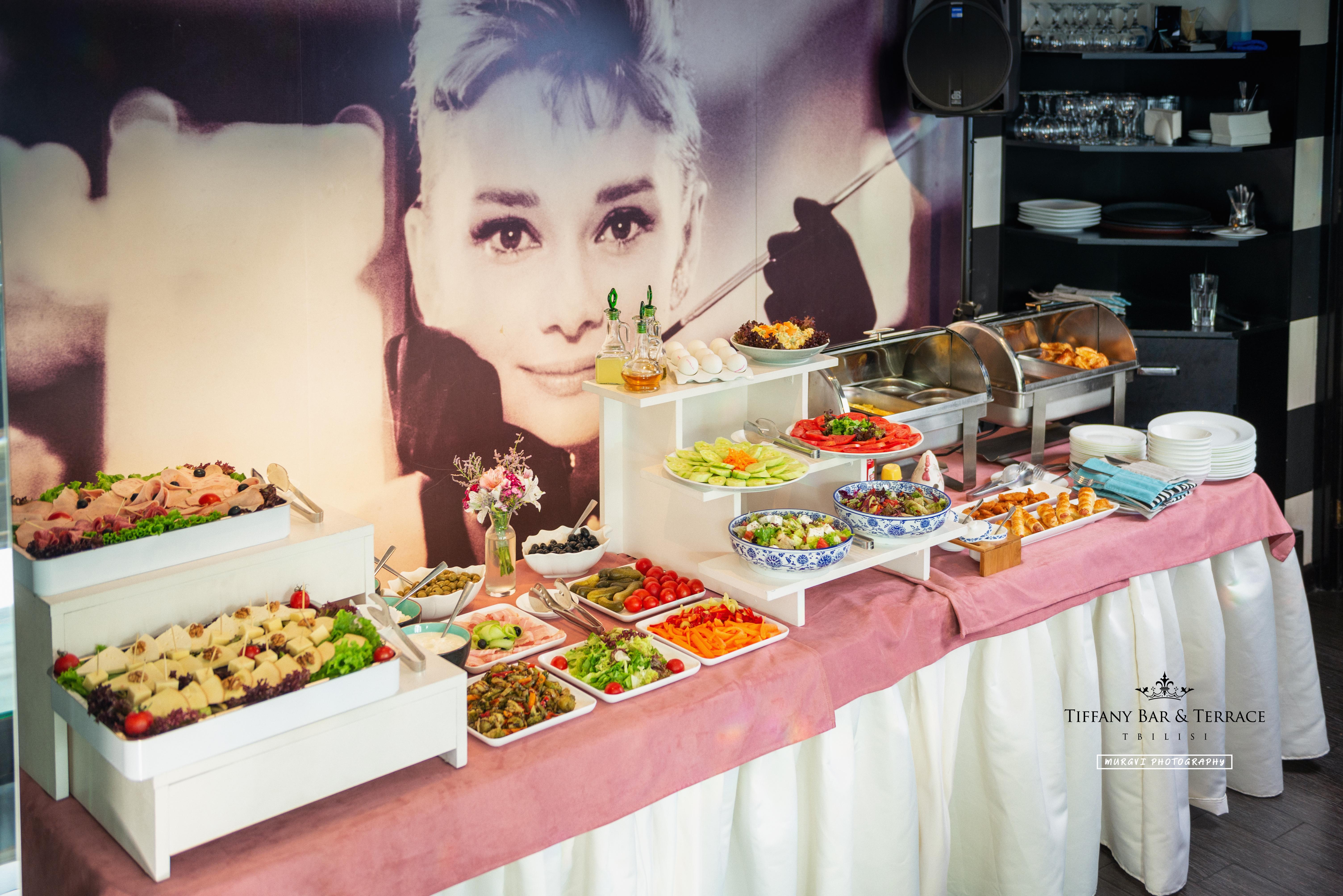 River Side Hotel Tbilisi Exterior photo A buffet